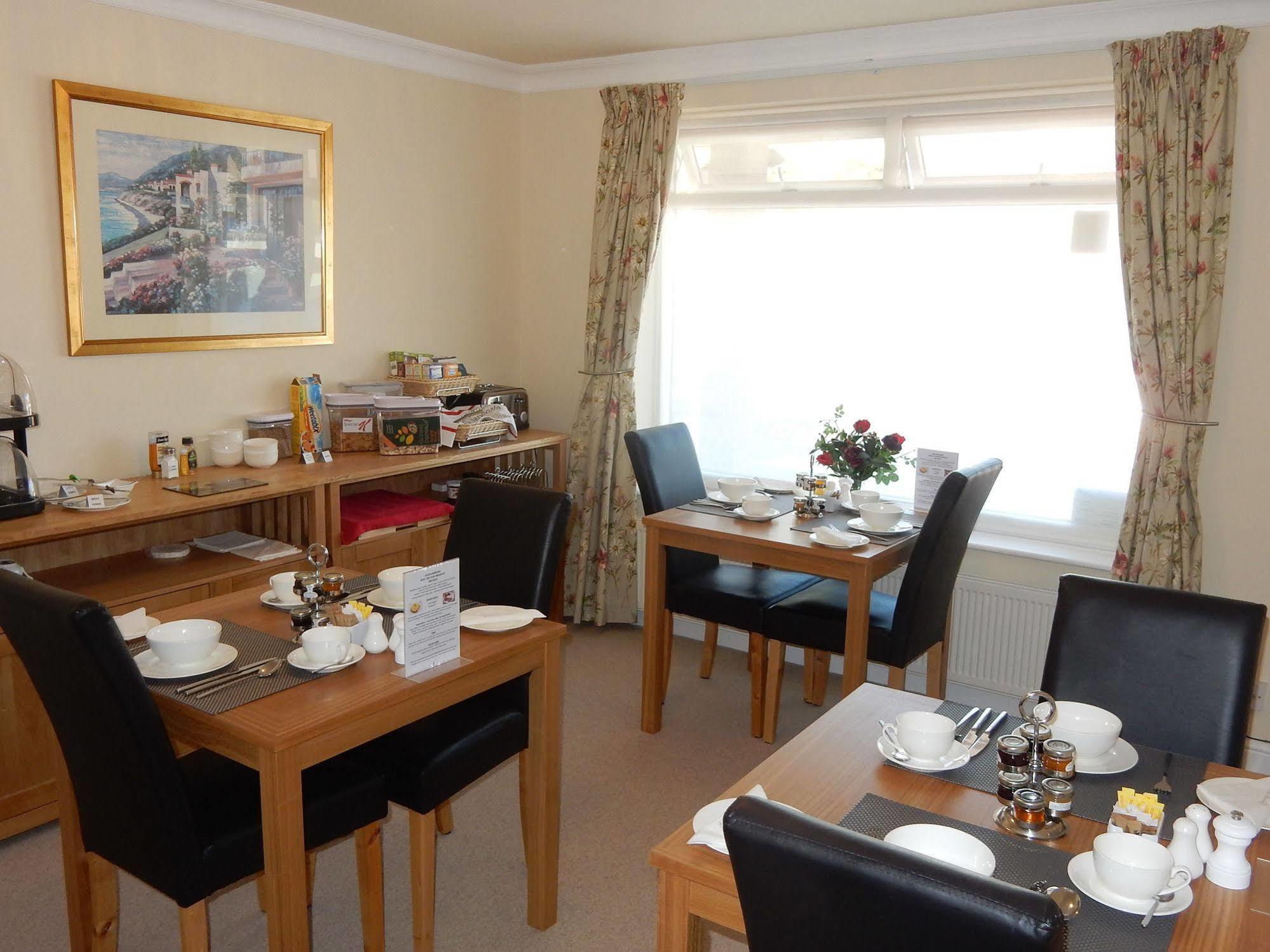 Abbots Lee - Adults Only Bed & Breakfast Cheltenham Exterior photo